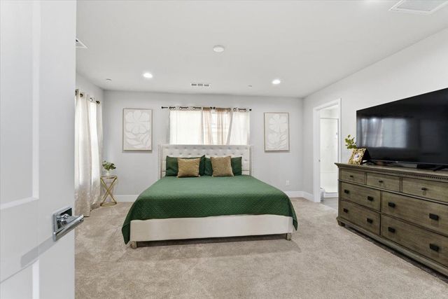 1711 Bella Lago Dr, Stockton, CA 95206