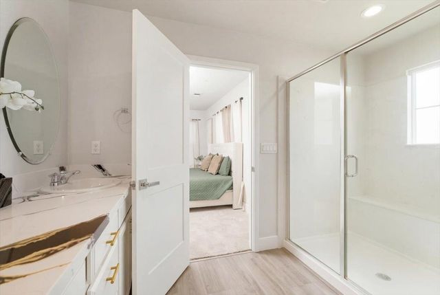 1711 Bella Lago Dr, Stockton, CA 95206