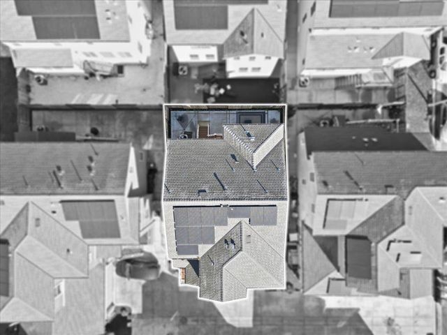 1711 Bella Lago Dr, Stockton, CA 95206