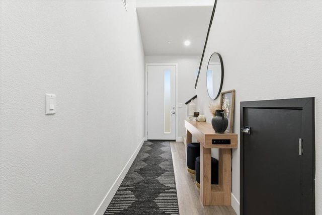 1711 Bella Lago Dr, Stockton, CA 95206