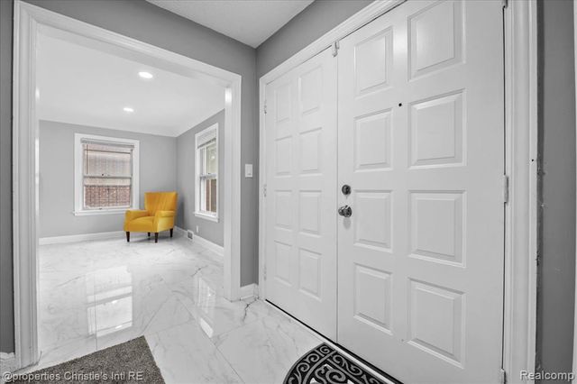 5139 W Outer Drive, Detroit, MI 48235