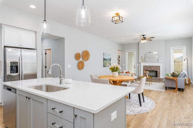 801 Rua Way, Pike Road, AL 36064