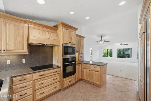 2770 LEISURE WORLD --, Mesa, AZ 85206