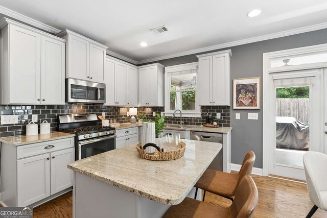 550 Glenaire Walk SE, Atlanta, GA 30316