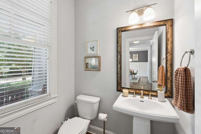 550 Glenaire Walk SE, Atlanta, GA 30316