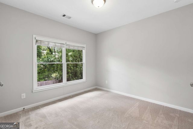 550 Glenaire Walk SE, Atlanta, GA 30316