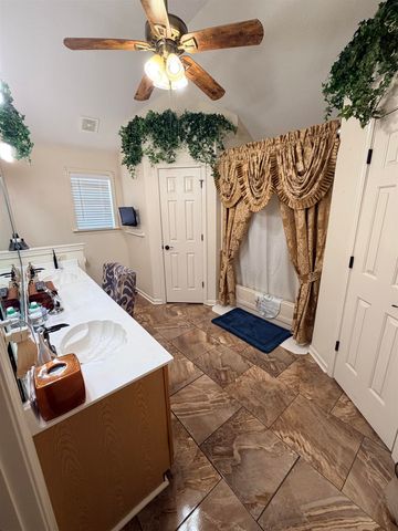 4680 SUN RIDGE DR, Memphis, TN 38128