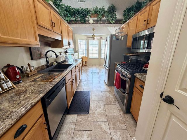 4680 SUN RIDGE DR, Memphis, TN 38128