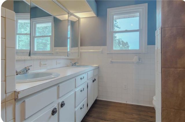 711 Kristi Lane, Urich, MO 64788