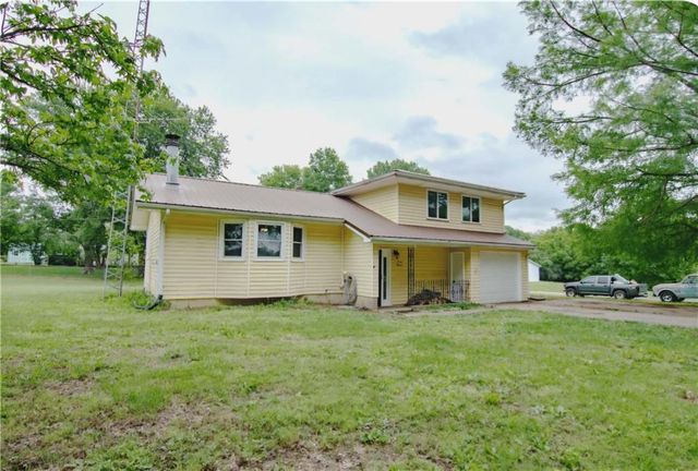 711 Kristi Lane, Urich, MO 64788