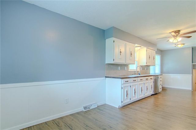 711 Kristi Lane, Urich, MO 64788