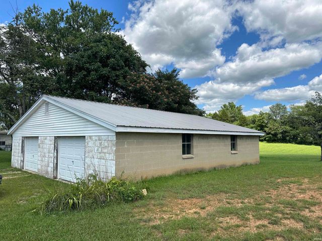 8826 State Road 37, Bedford, IN 47421