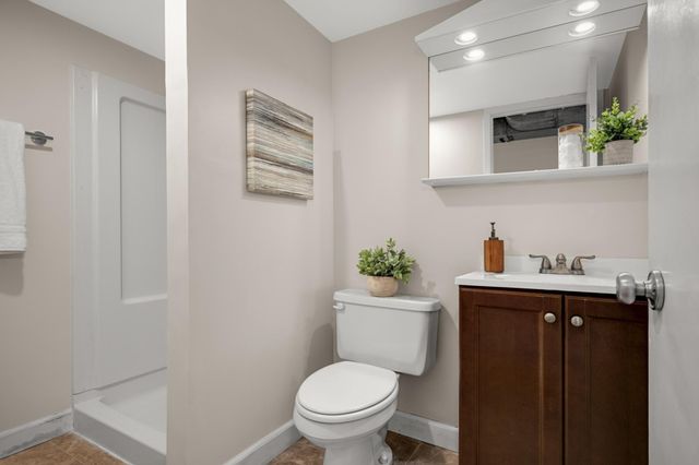 6033 Washburn Avenue S, Minneapolis, MN 55410