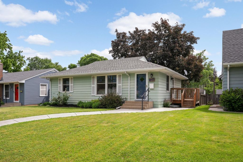 6033 Washburn Avenue S, Minneapolis, MN 55410