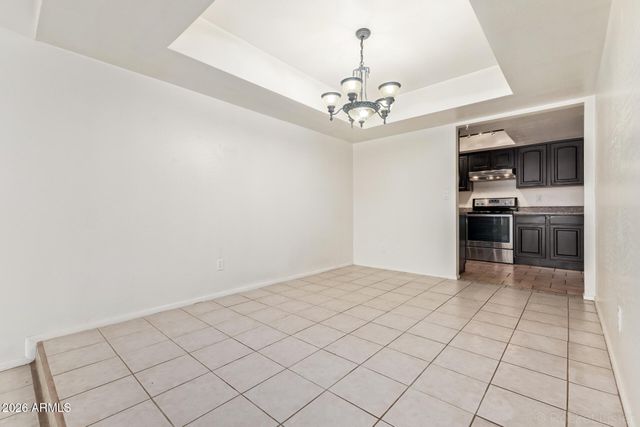 2902 E CLAIRE Drive, Phoenix, AZ 85032