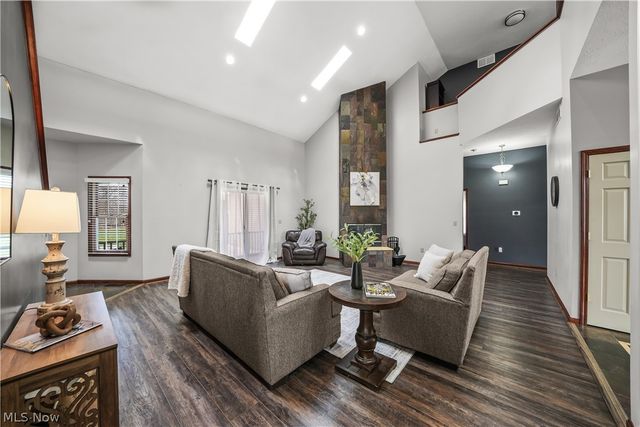 440 Kimberly Drive, Aurora, OH 44202