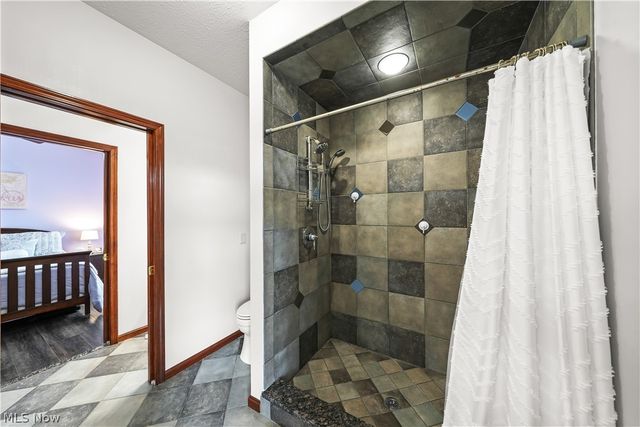 440 Kimberly Drive, Aurora, OH 44202