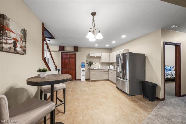 440 Kimberly Drive, Aurora, OH 44202