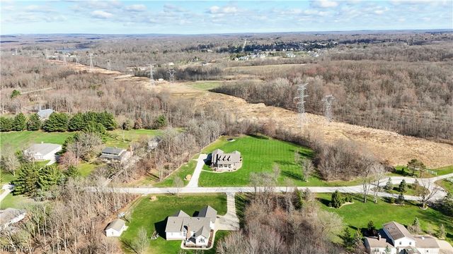 440 Kimberly Drive, Aurora, OH 44202