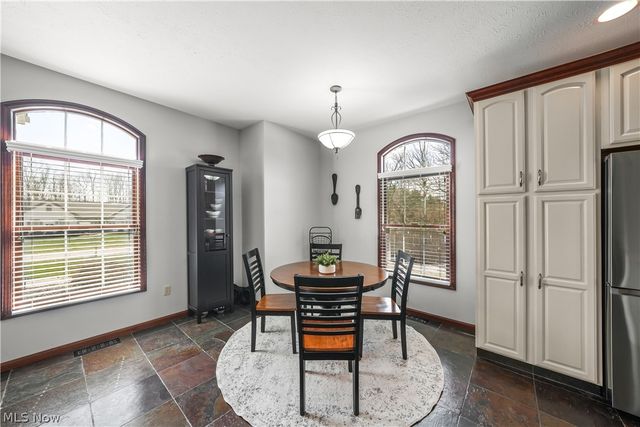 440 Kimberly Drive, Aurora, OH 44202