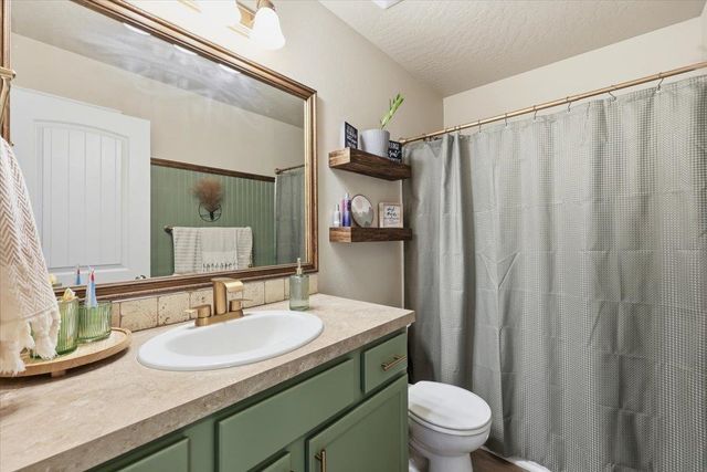 10226 E Walton Ct, Spokane, WA 99206