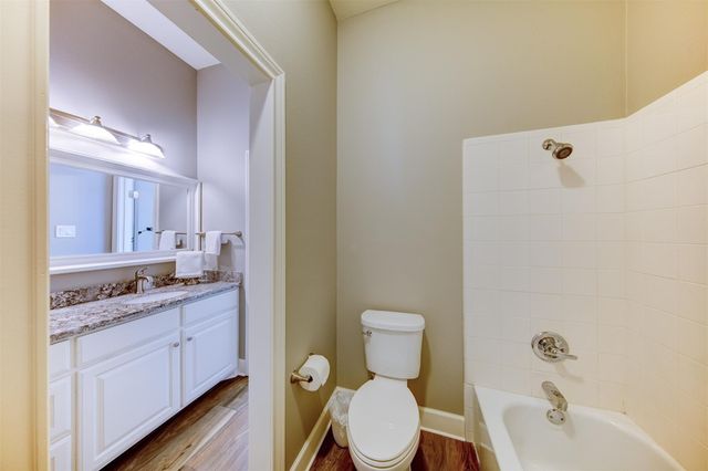 2901 Harvest Hill Drive, Friendswood, TX 77546