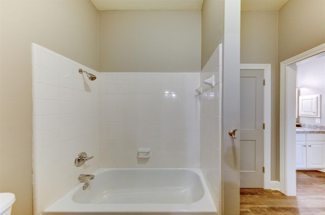 2901 Harvest Hill Drive, Friendswood, TX 77546