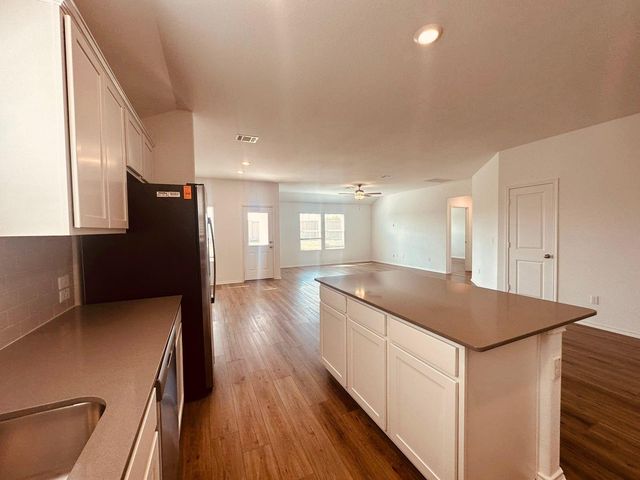 678 Silver Springs, Kyle, TX 78640