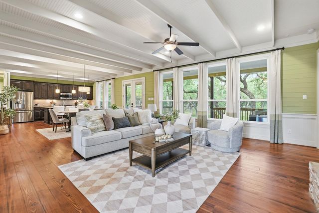 130 Canyon Oaks DR, Wimberley, TX 78676