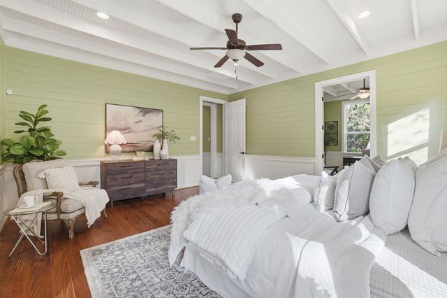 130 Canyon Oaks DR, Wimberley, TX 78676