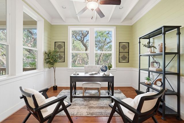 130 Canyon Oaks DR, Wimberley, TX 78676