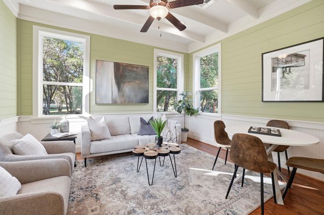 130 Canyon Oaks DR, Wimberley, TX 78676