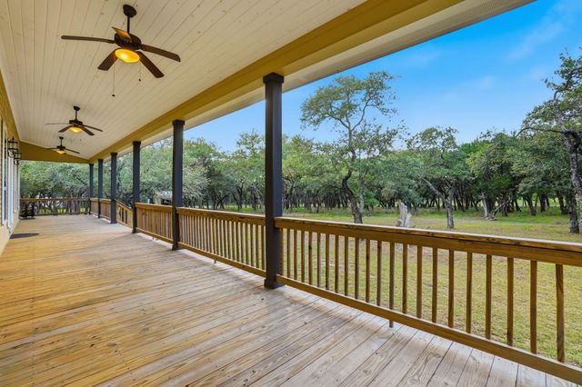 130 Canyon Oaks DR, Wimberley, TX 78676