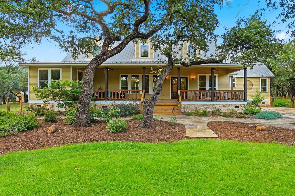 130 Canyon Oaks DR, Wimberley, TX 78676