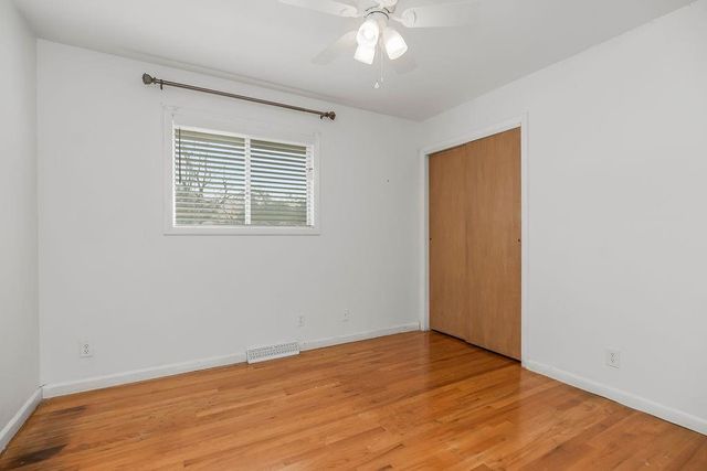 4542 W 50th Street, Roeland Park, KS 66205