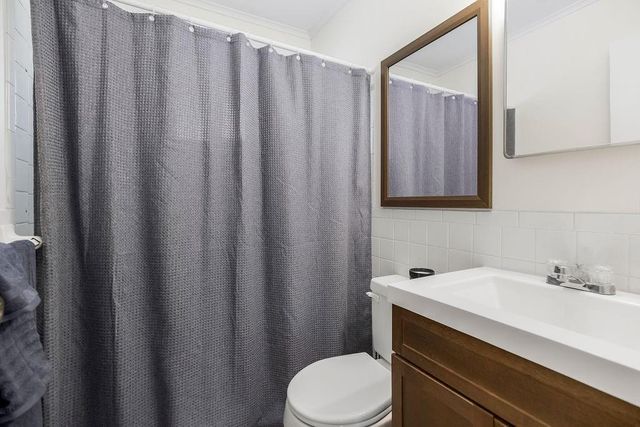 4542 W 50th Street, Roeland Park, KS 66205