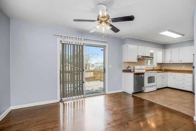 4542 W 50th Street, Roeland Park, KS 66205