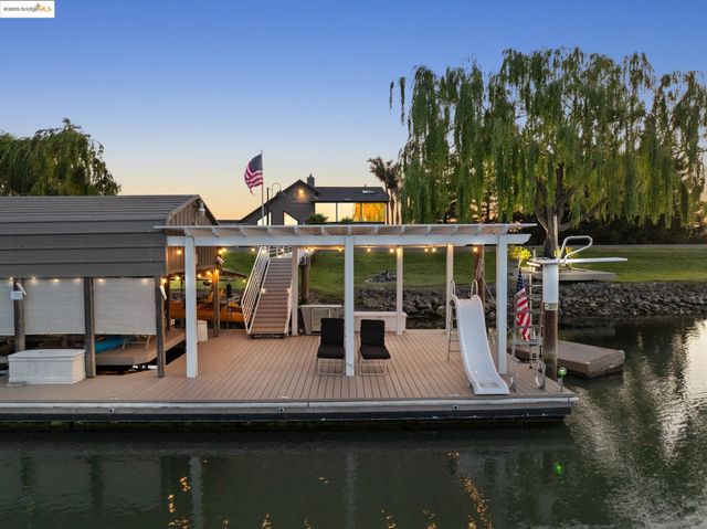 17035 TERMINOUS RD, Isleton, CA 95641