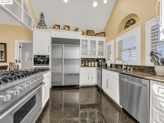 17035 TERMINOUS RD, Isleton, CA 95641