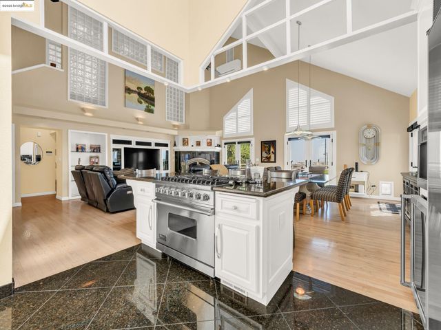 17035 TERMINOUS RD, Isleton, CA 95641