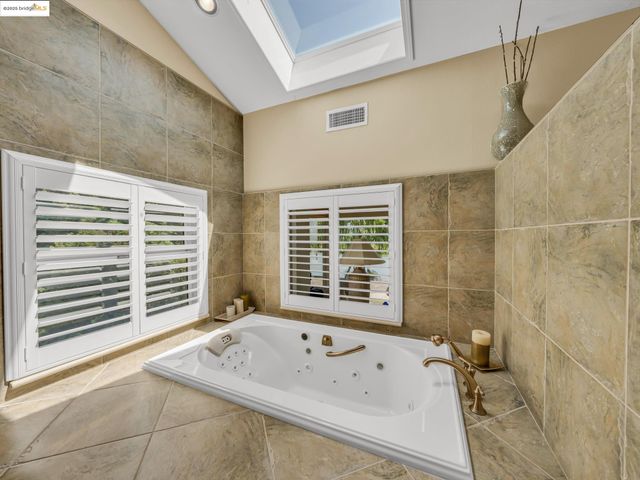 17035 TERMINOUS RD, Isleton, CA 95641