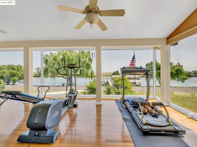 17035 TERMINOUS RD, Isleton, CA 95641