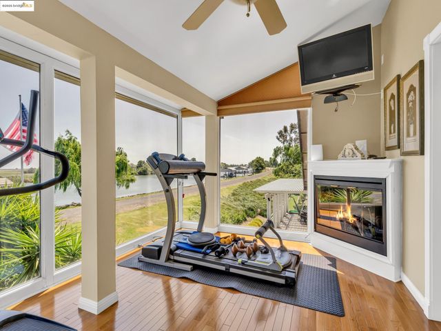 17035 TERMINOUS RD, Isleton, CA 95641