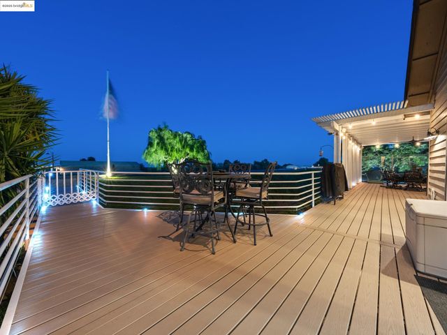 17035 TERMINOUS RD, Isleton, CA 95641