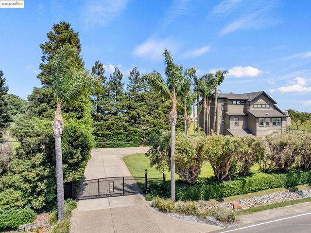 17035 TERMINOUS RD, Isleton, CA 95641