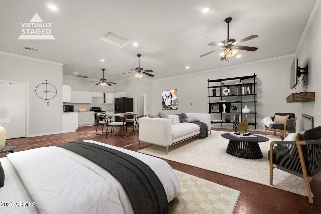 2266 E Willis Rd- CASITA --, Gilbert, AZ 85297