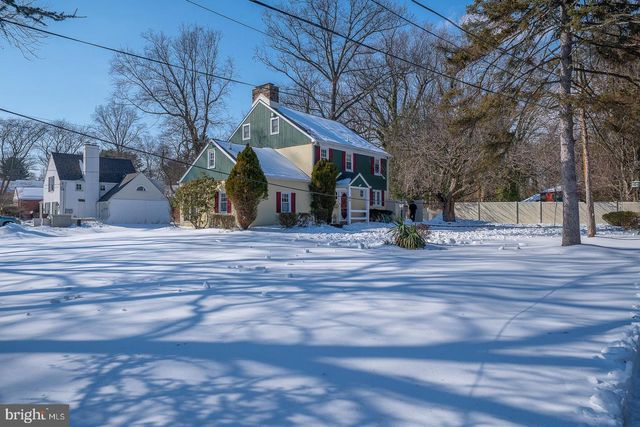 29 ROSELAWN AVE, Lansdowne, PA 19050