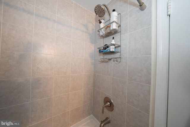 29 ROSELAWN AVE, Lansdowne, PA 19050