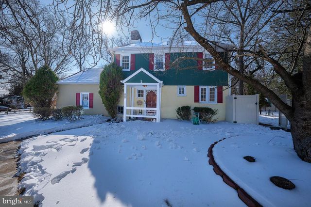 29 ROSELAWN AVE, Lansdowne, PA 19050