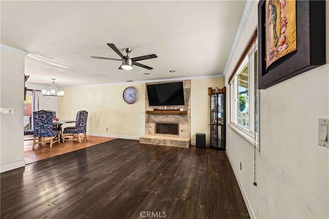 28236 Hot Springs, Canyon Country, CA 91351